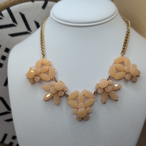 J. Crew Cream Floral Cluster Necklace - Picture 1 of 5